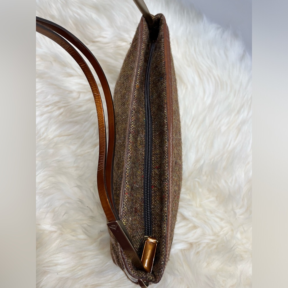 Bottega Veneta Vintage Tweed Patent Leather Copper Color Leather Shoulder Clutch - Picture 7 of 17
